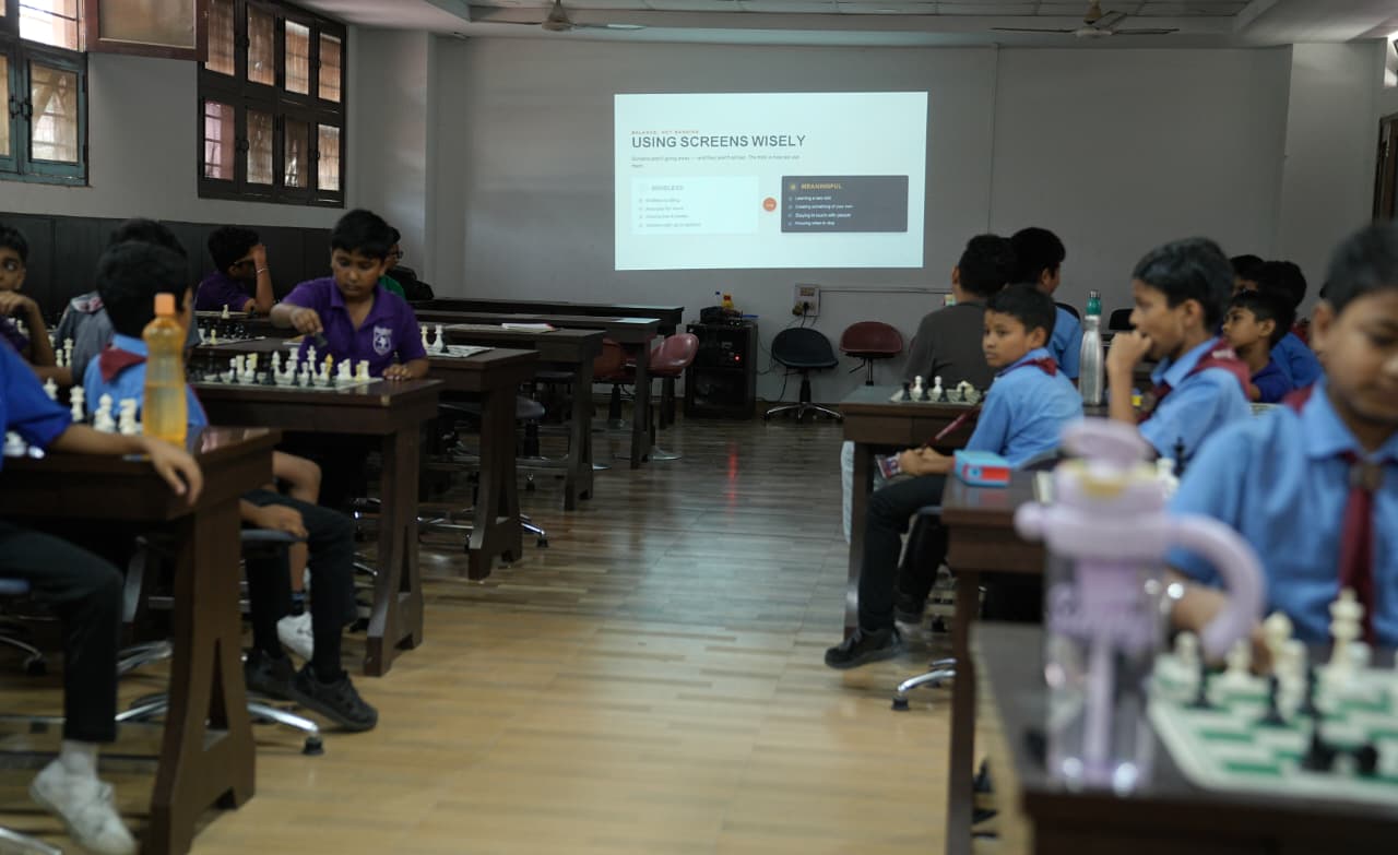 Multilingual chess learning materials